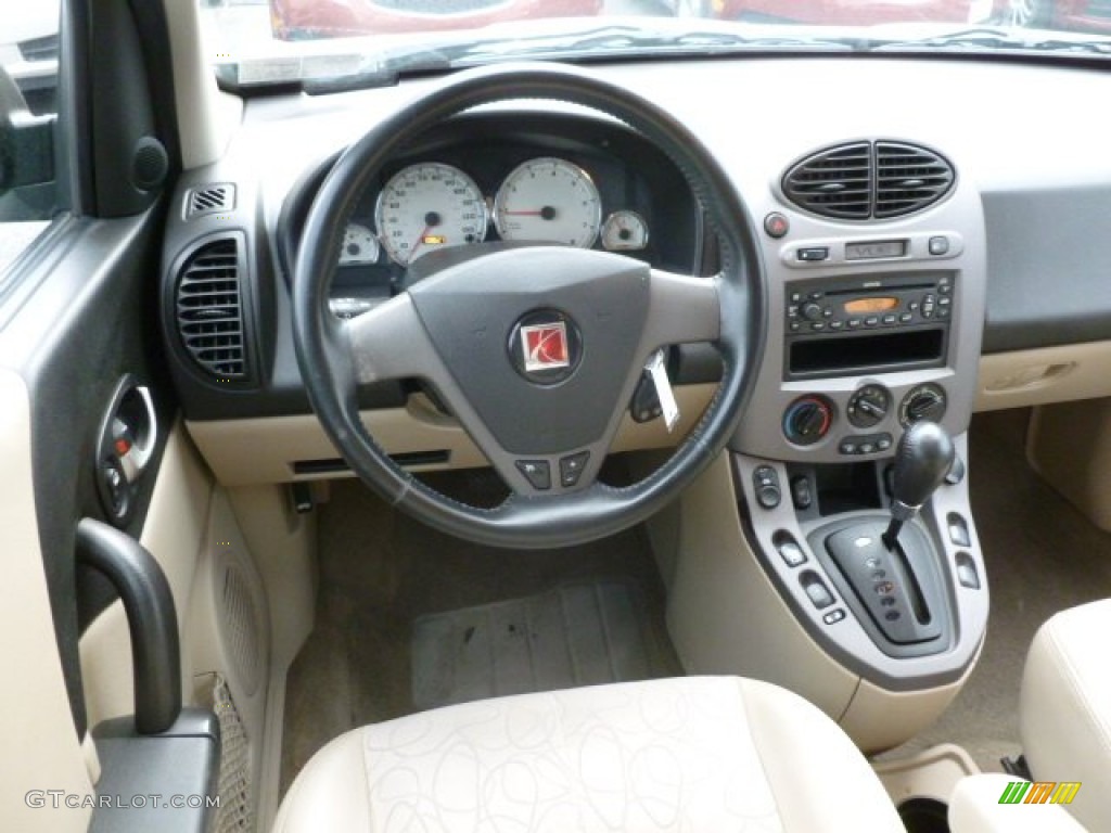 2004 Saturn VUE V6 Tan Dashboard Photo #66208801