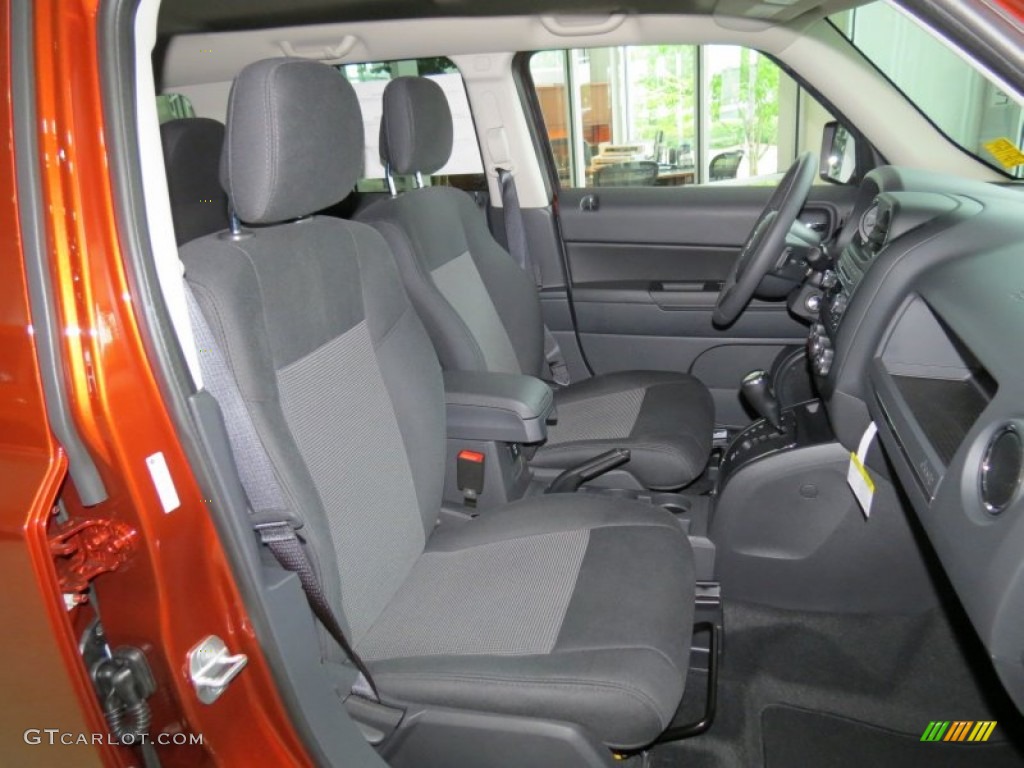 2012 Patriot Latitude - Copperhead Orange Pearl / Dark Slate Gray photo #9