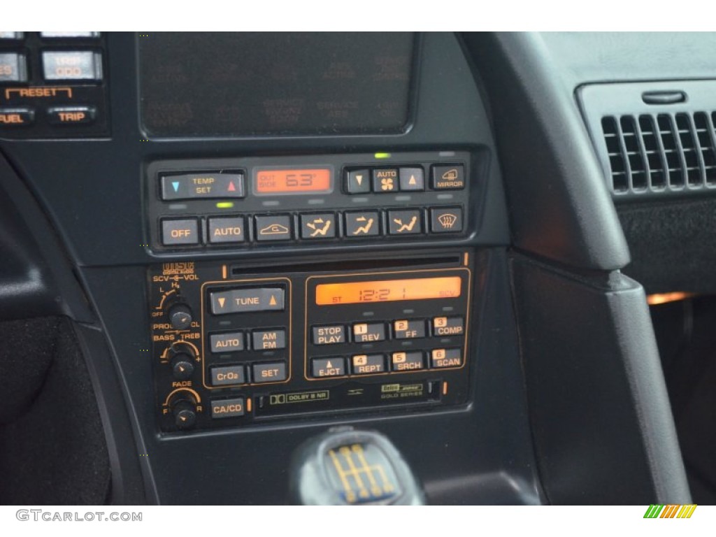 1992 Chevrolet Corvette Convertible Controls Photo #66209660