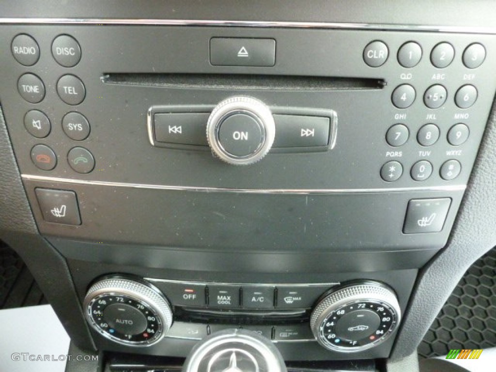 2010 Mercedes-Benz GLK 350 4Matic Controls Photo #66210118