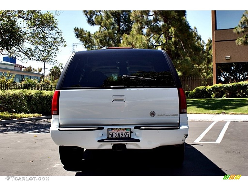 1999 Escalade 4WD - Aspen White / Neutral photo #6
