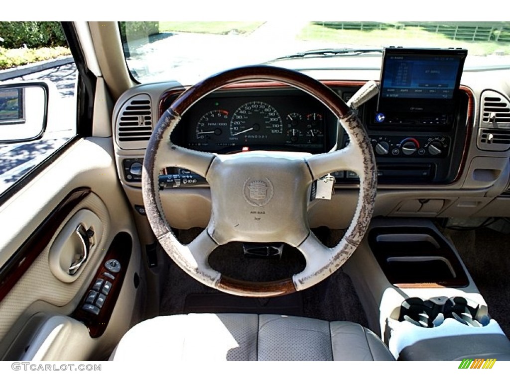 1999 Escalade 4WD - Aspen White / Neutral photo #21