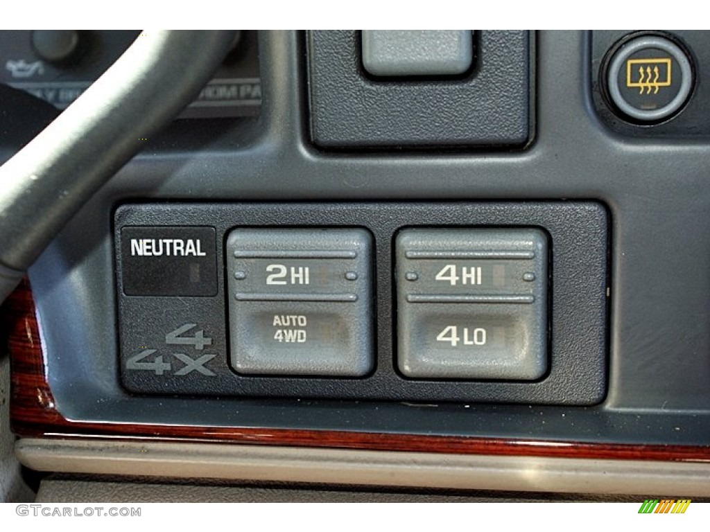 1999 Escalade 4WD - Aspen White / Neutral photo #28