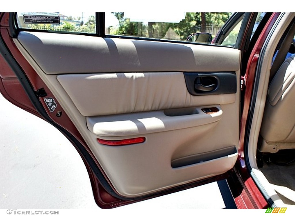 2001 Regal LS - Bordeaux Red Pearl / Taupe photo #39