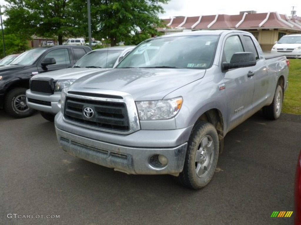 2011 Tundra SR5 Double Cab 4x4 - Silver Sky Metallic / Graphite Gray photo #3