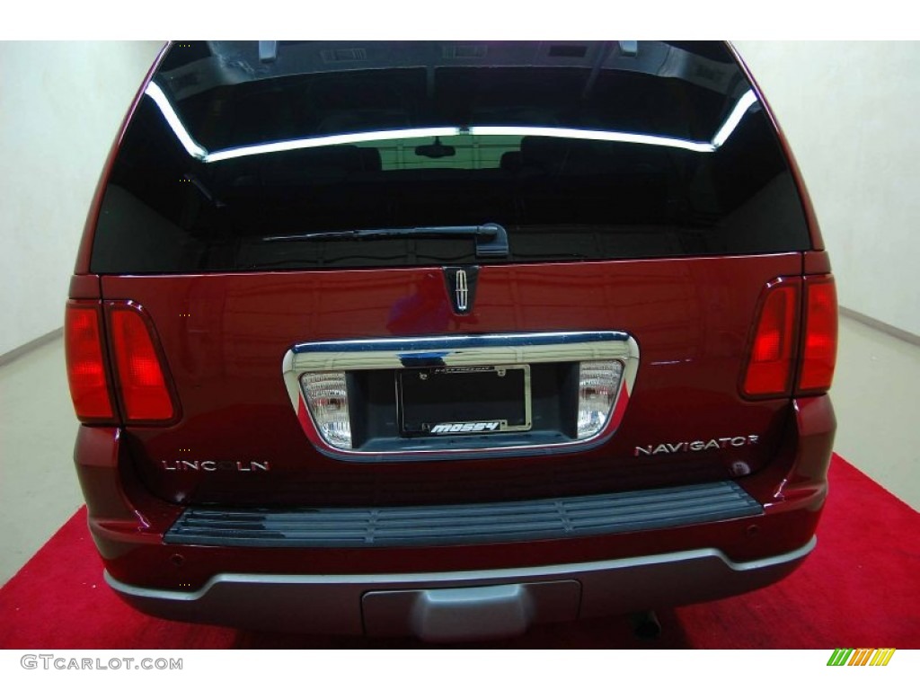 2004 Navigator Luxury - Merlot Red Metallic / Light Parchment photo #5