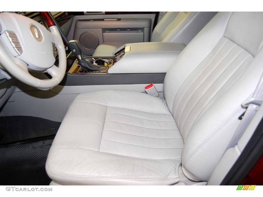 2004 Navigator Luxury - Merlot Red Metallic / Light Parchment photo #10