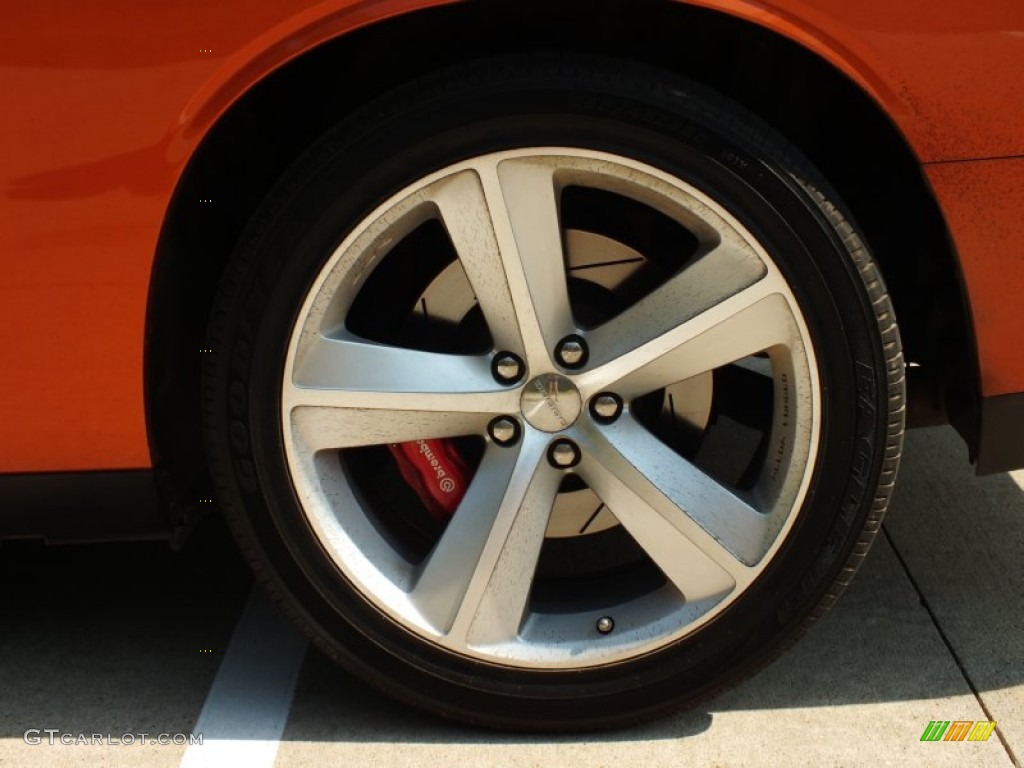 2011 Challenger SRT8 392 - Toxic Orange Pearl / Dark Slate Gray photo #43