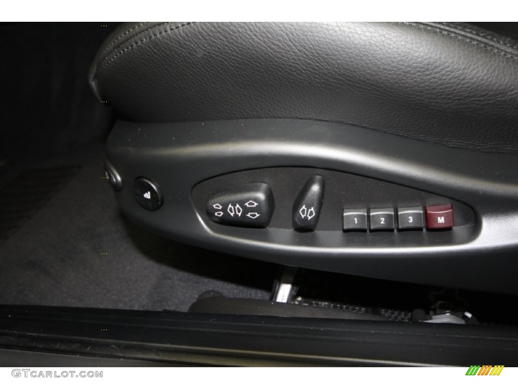 2009 BMW M6 Coupe Controls Photo #66220407