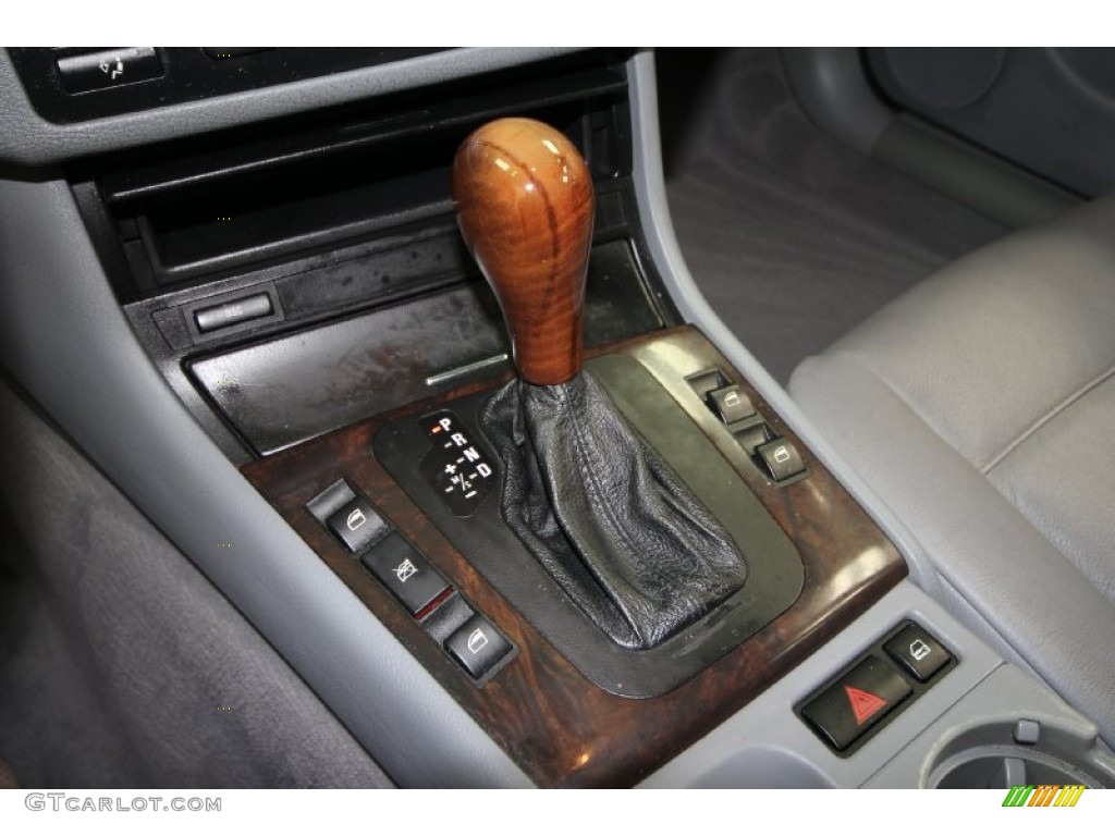 2001 3 Series 325i Sedan - Alpine White / Grey photo #20