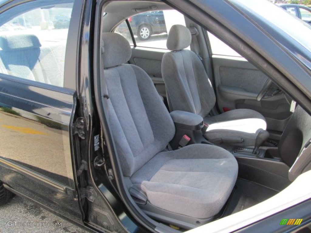 2004 Elantra GLS Sedan - Black Obsidian / Gray photo #10