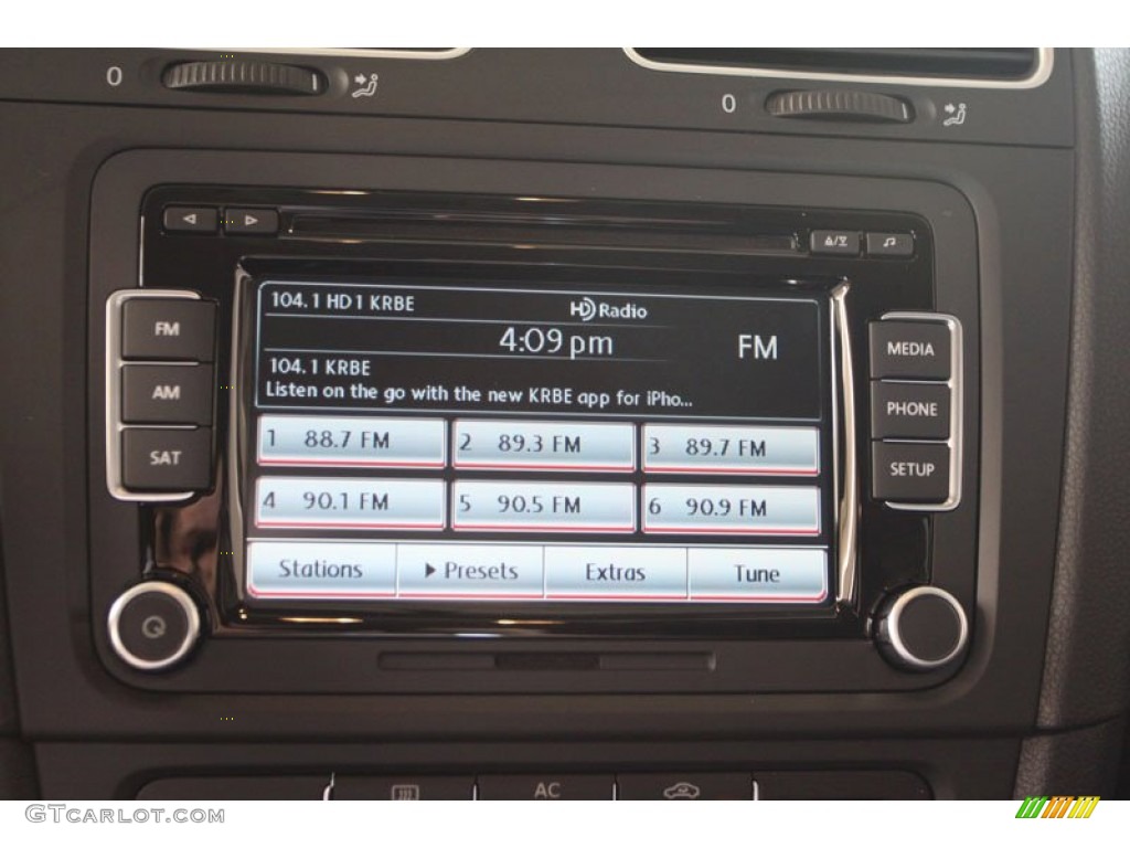2012 Volkswagen Golf 2 Door TDI Audio System Photos
