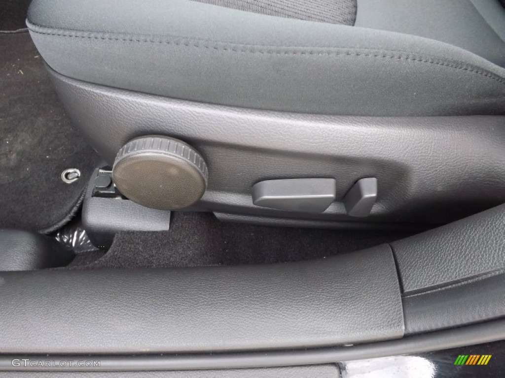 2013 Mazda MAZDA6 i Touring Sedan Front Seat Photo #66222673