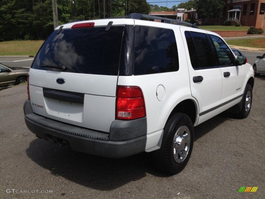 2004 Explorer XLS 4x4 - Oxford White / Graphite photo #3