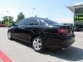 Black - Jetta SE Sedan Photo No. 3