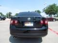 Black - Jetta SE Sedan Photo No. 4