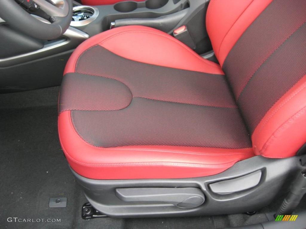 Black/Red Interior 2012 Hyundai Veloster Standard Veloster Model Photo #66226998