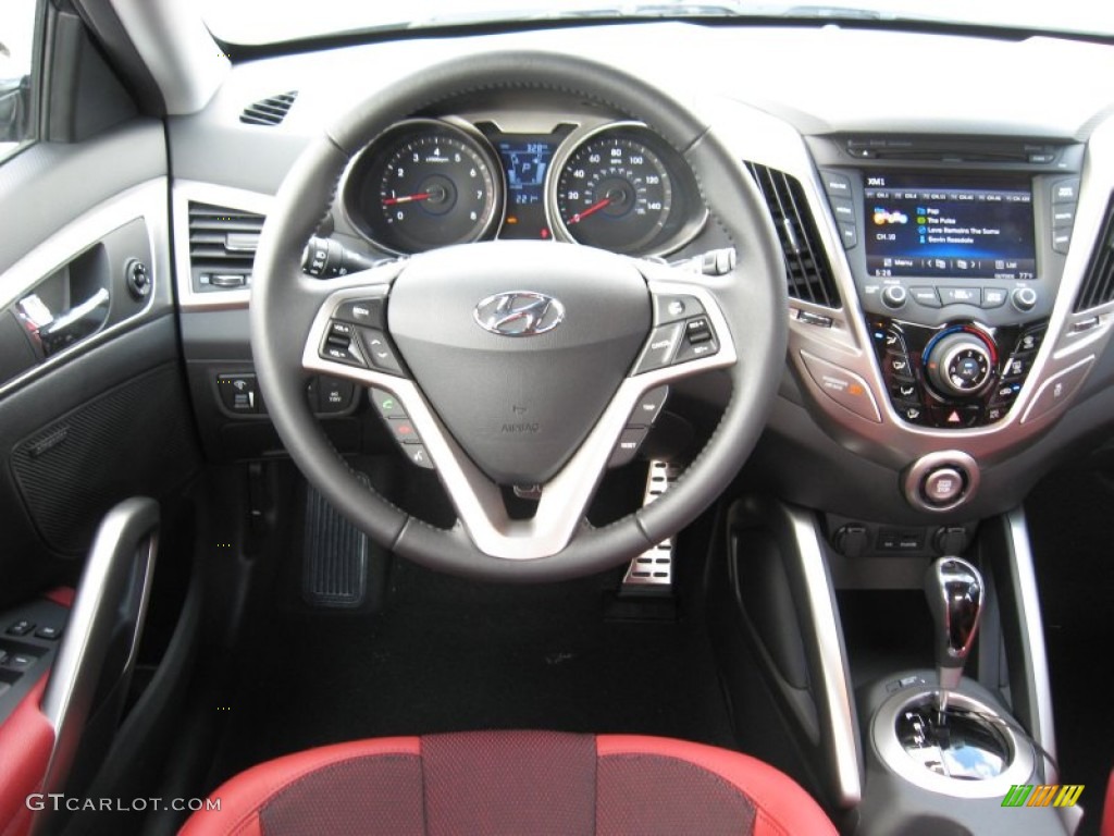 2012 Hyundai Veloster Standard Veloster Model Black/Red Dashboard Photo #66227066