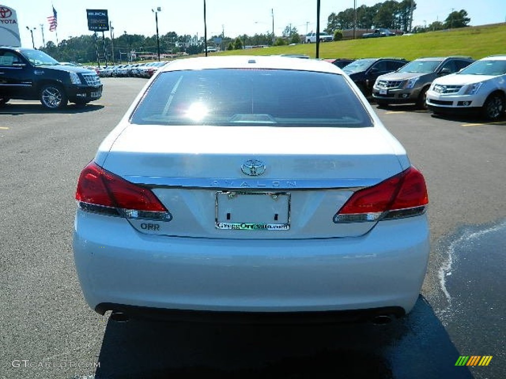 2012 Avalon Limited - Blizzard White Pearl / Light Gray photo #4