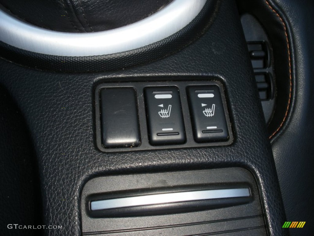 2007 Nissan 350Z Touring Roadster Controls Photo #66236774
