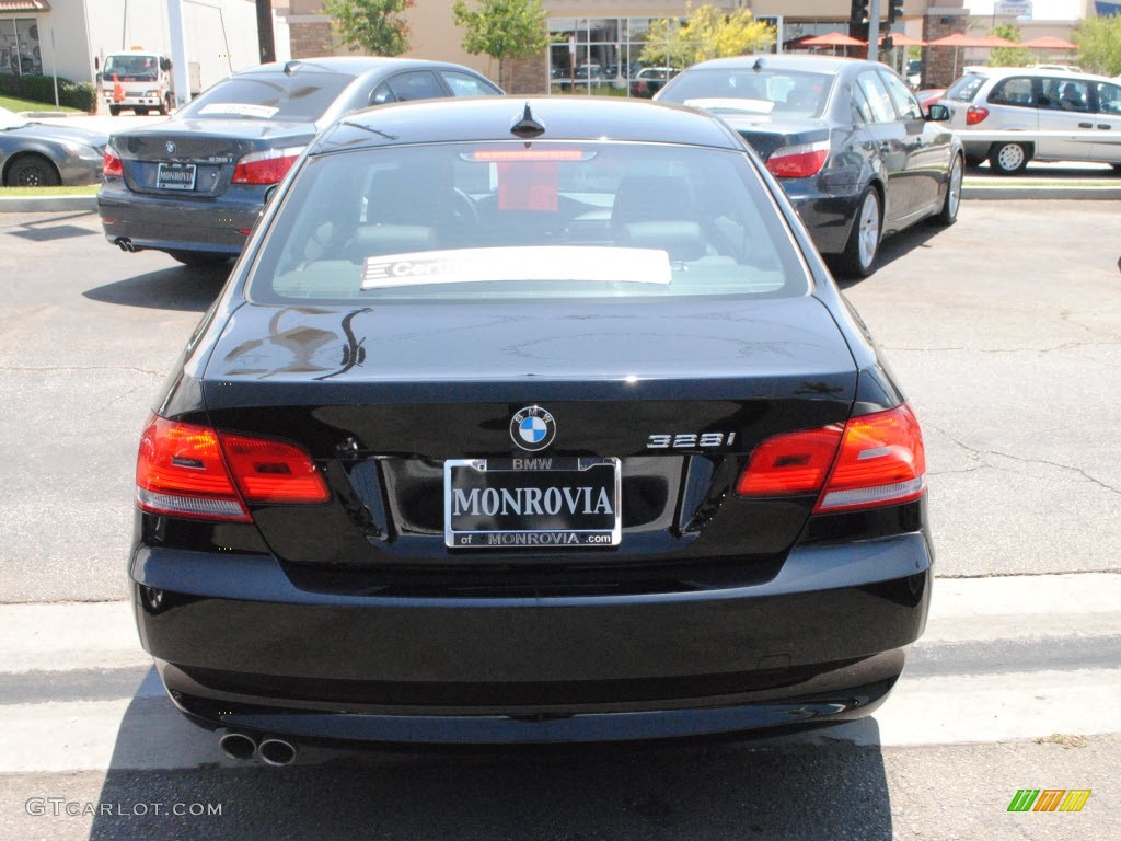 2010 3 Series 328i Coupe - Jet Black / Black photo #3