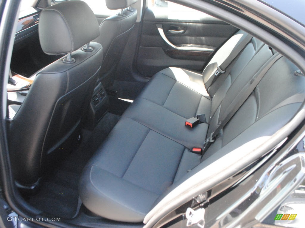 2010 3 Series 328i Sedan - Jet Black / Black photo #12