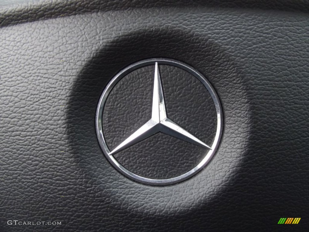 2006 Mercedes-Benz ML 500 4Matic Marks and Logos Photo #66243606