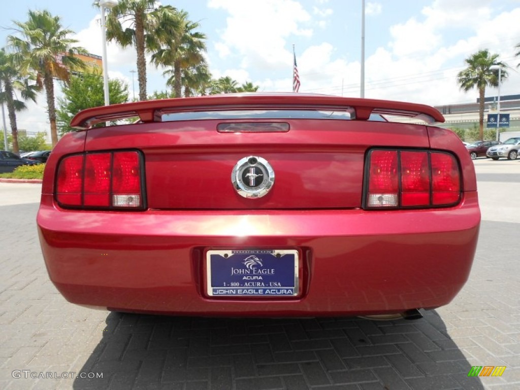 2005 Mustang V6 Deluxe Coupe - Redfire Metallic / Light Graphite photo #6