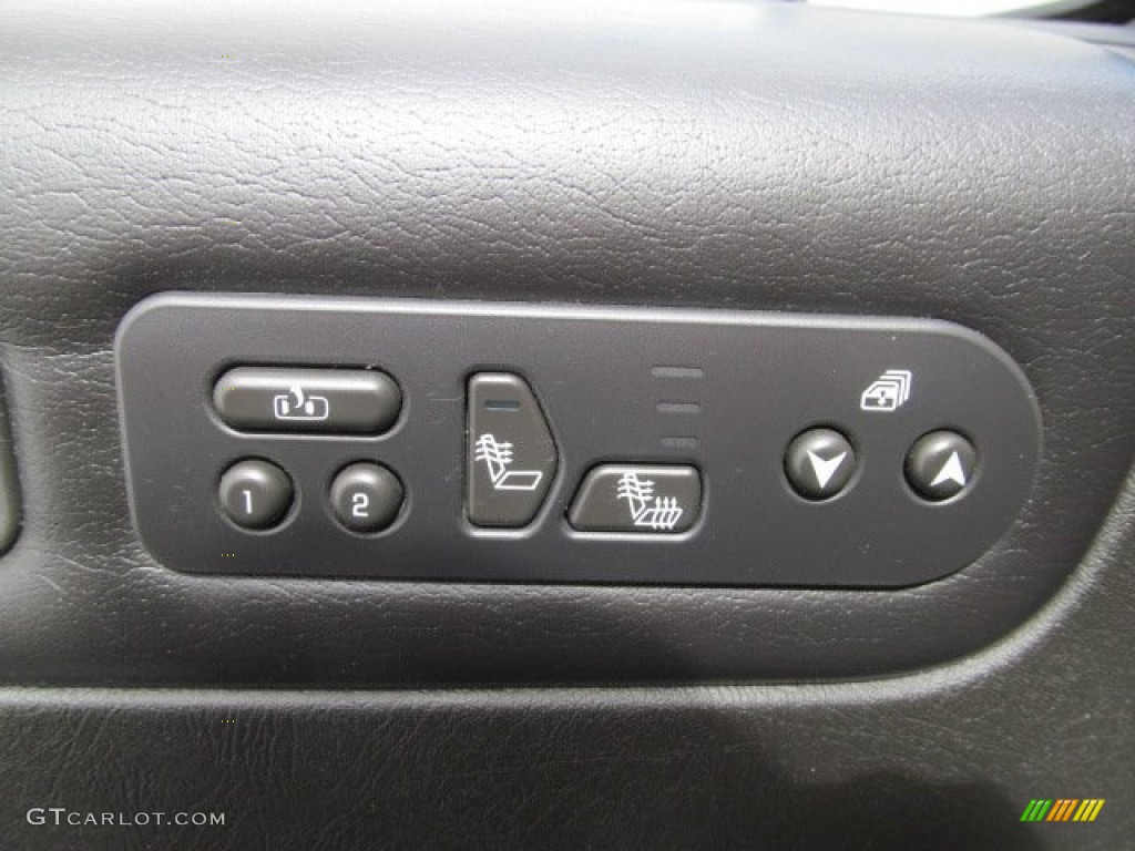 2006 Hummer H2 SUV Controls Photo #66250121