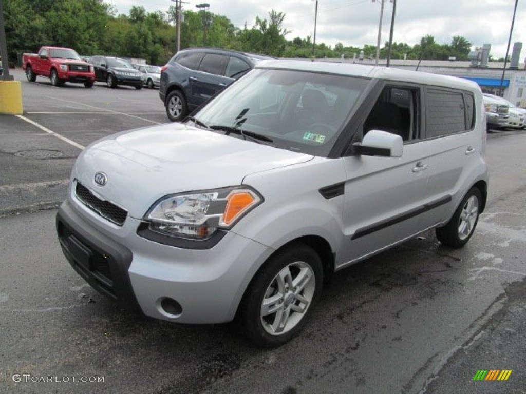 Bright Silver 2011 Kia Soul + Exterior Photo #66250253