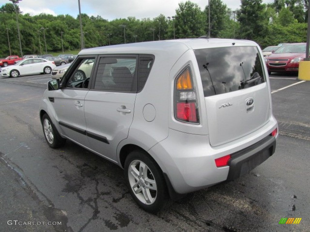 Bright Silver 2011 Kia Soul + Exterior Photo #66250262