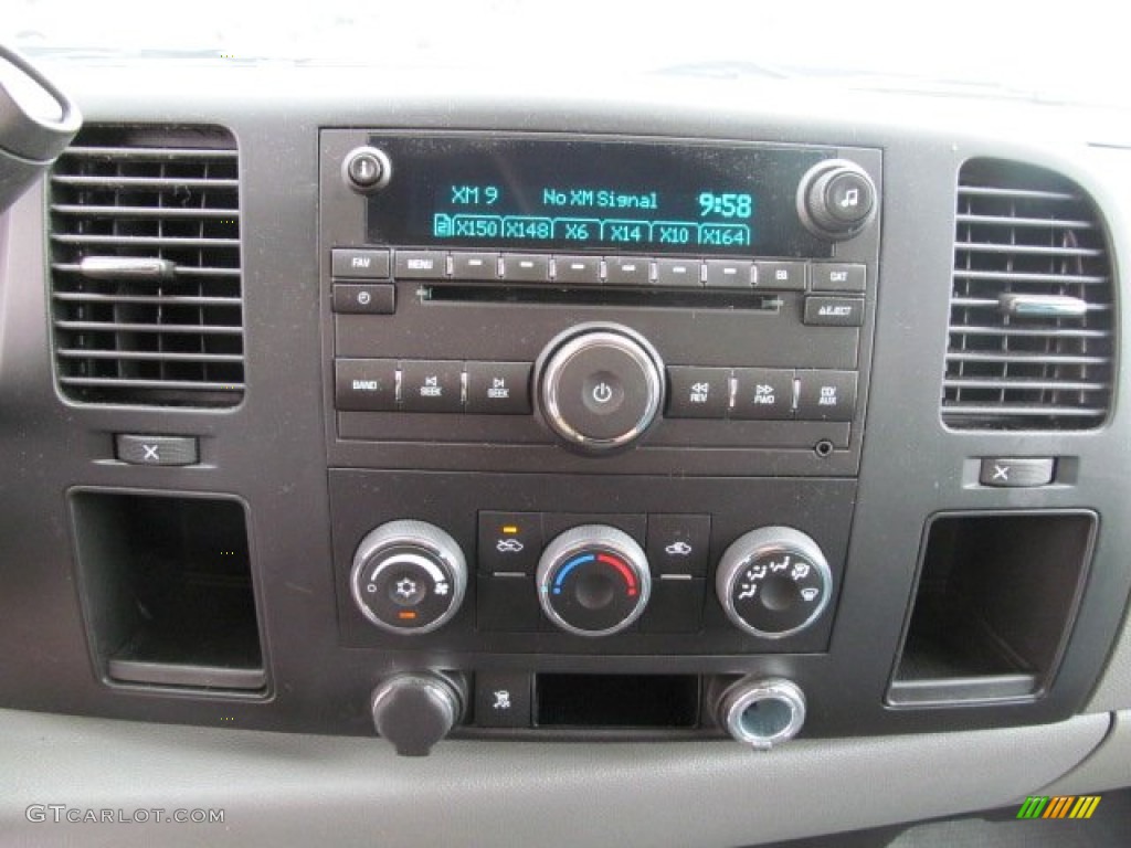 2009 Chevrolet Silverado 1500 LS Regular Cab 4x4 Controls Photos