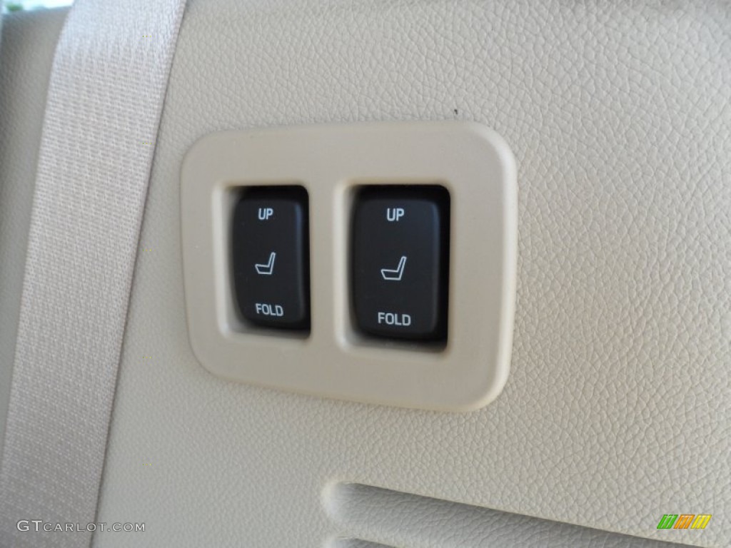 2012 Ford Expedition XLT Controls Photo #66252234