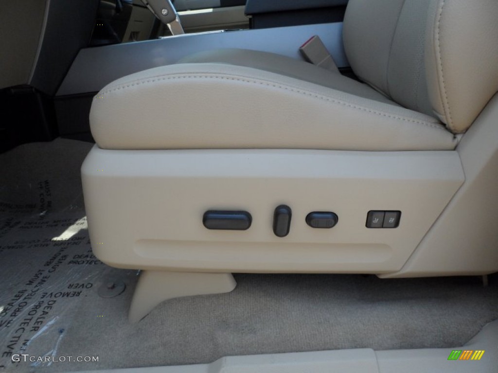 2012 Ford Expedition XLT Front Seat Photo #66252336