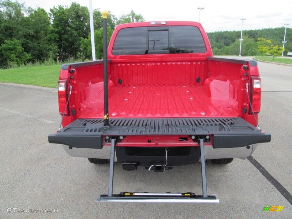 2012 F350 Super Duty Lariat Crew Cab 4x4 - Vermillion Red / Black photo #16