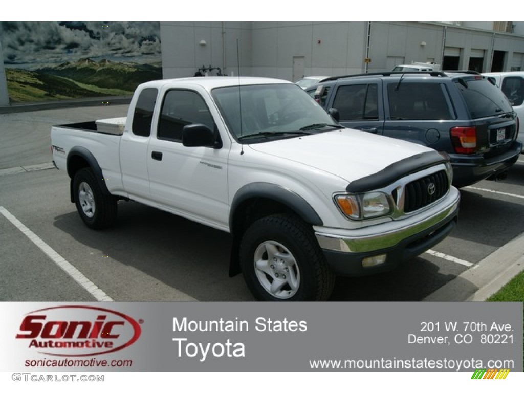 2004 Tacoma V6 TRD Xtracab 4x4 - Super White / Charcoal photo #1