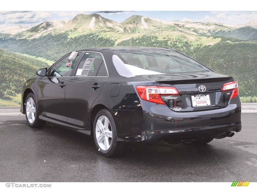 2012 Camry SE - Cosmic Gray Mica / Black photo #3