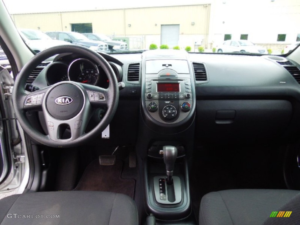 2010 Kia Soul + Black Soul Logo Cloth Dashboard Photo #66261669