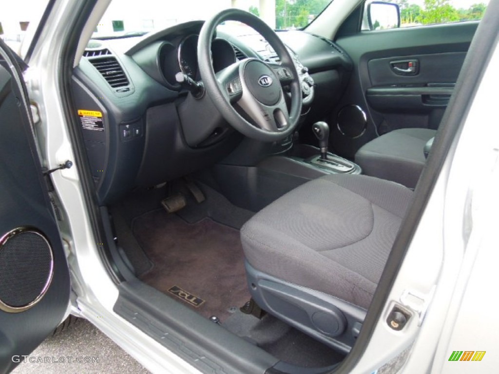 Black Soul Logo Cloth Interior 2010 Kia Soul + Photo #66261735