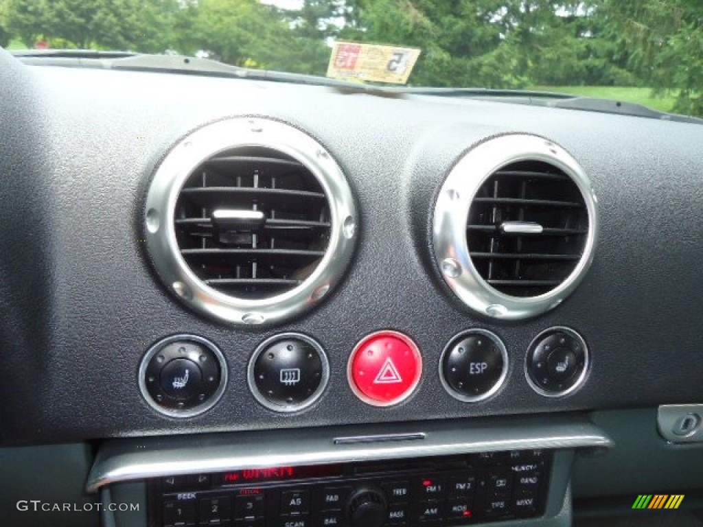 2001 Audi TT 1.8T quattro Roadster Controls Photo #66264026