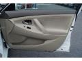 Super White - Camry LE Photo No. 14