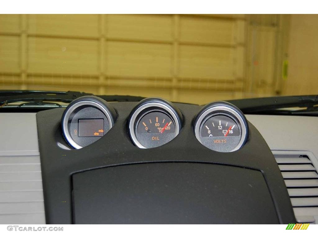2007 350Z Enthusiast Coupe - Silver Alloy Metallic / Frost photo #25