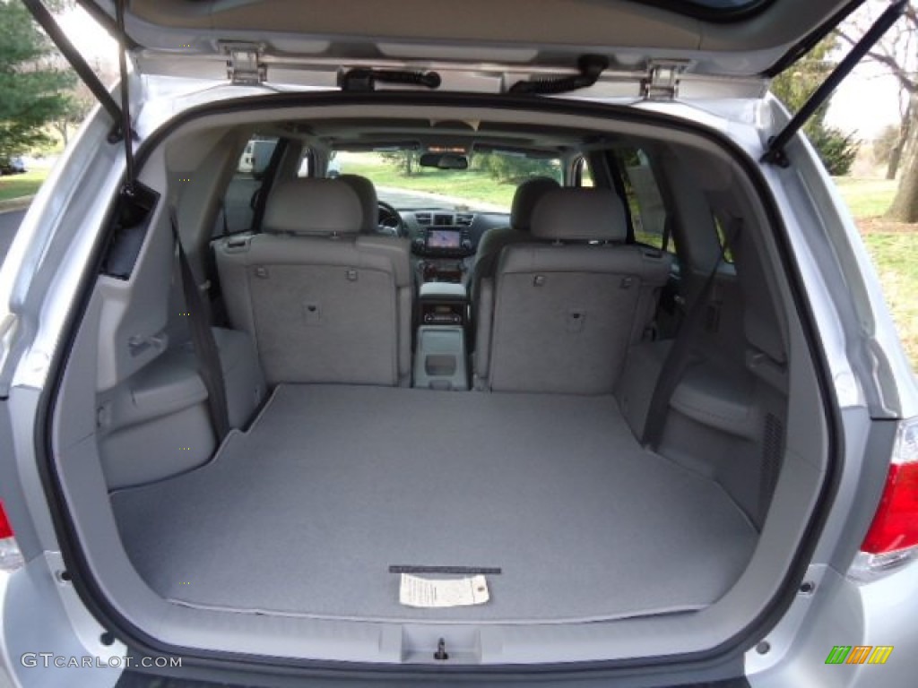 2012 Toyota Highlander Limited 4WD Trunk Photos