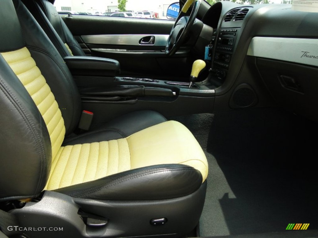 2002 Thunderbird Premium Roadster - Inspiration Yellow / Inspiration Yellow photo #24