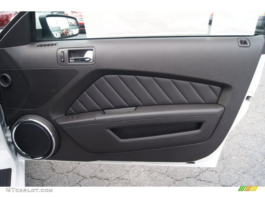 2013 Ford Mustang GT Premium Coupe Charcoal Black Door Panel Photo #66265641