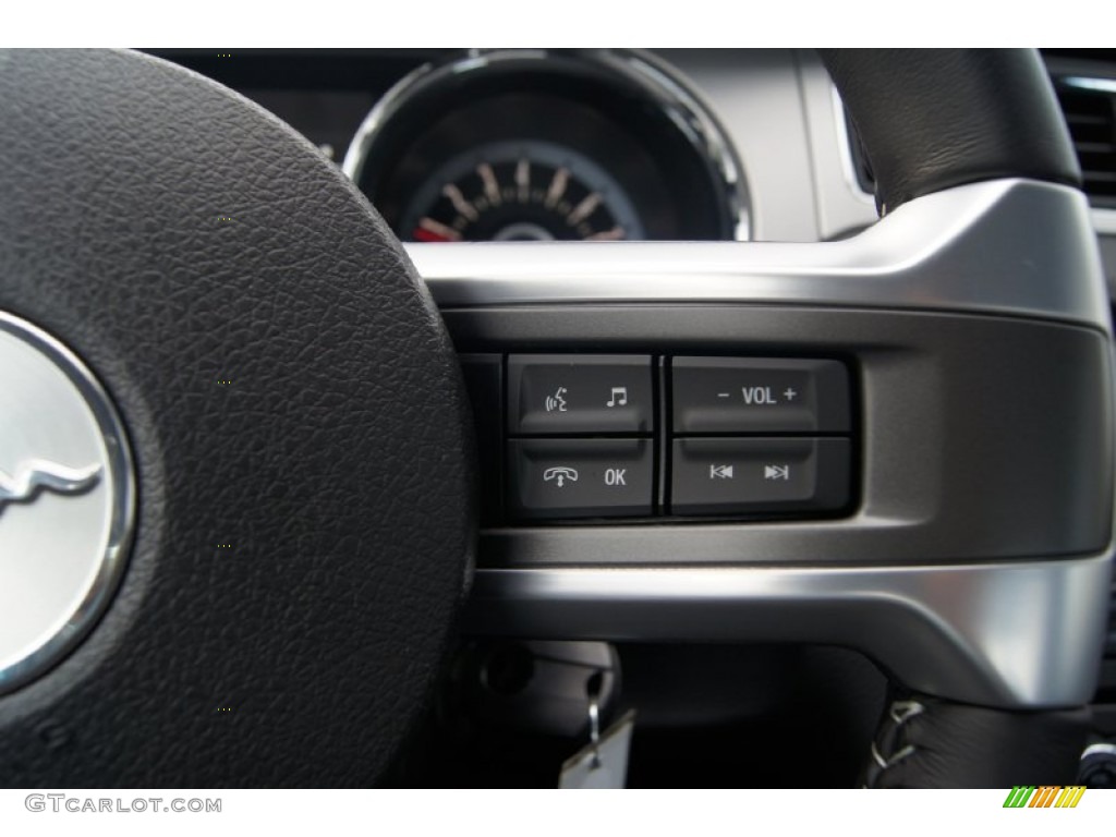 2013 Ford Mustang GT Premium Coupe Controls Photo #66265704