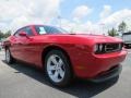 Redline 3 Coat Pearl - Challenger SXT Photo No. 4