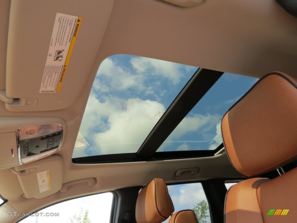 2012 Jeep Grand Cherokee Overland Summit Sunroof Photo #66269067