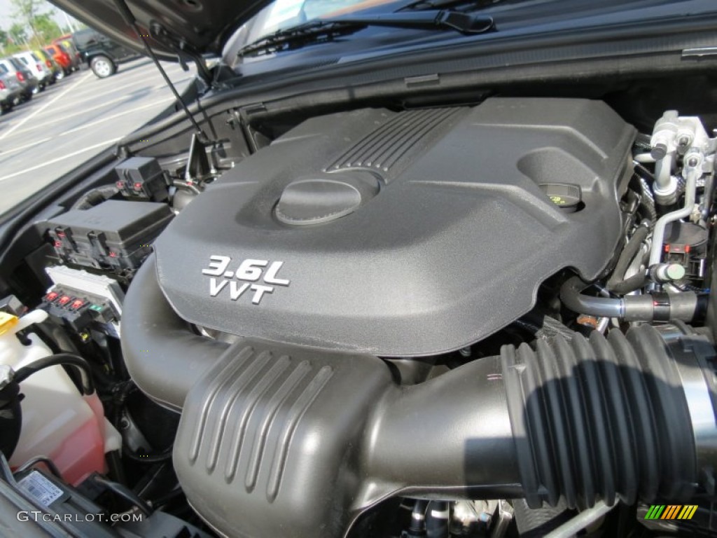 2012 Jeep Grand Cherokee Overland Summit 3.6 Liter DOHC 24-Valve VVT V6 Engine Photo #66269103