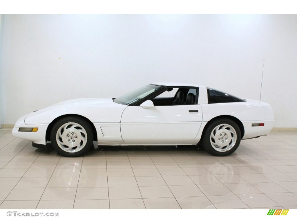 Arctic White 1996 Chevrolet Corvette Coupe Exterior Photo #66270448